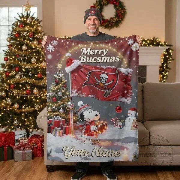 Tampa Bay Buccaneers Snoopy Merry Bucsmas Christmas Blanket