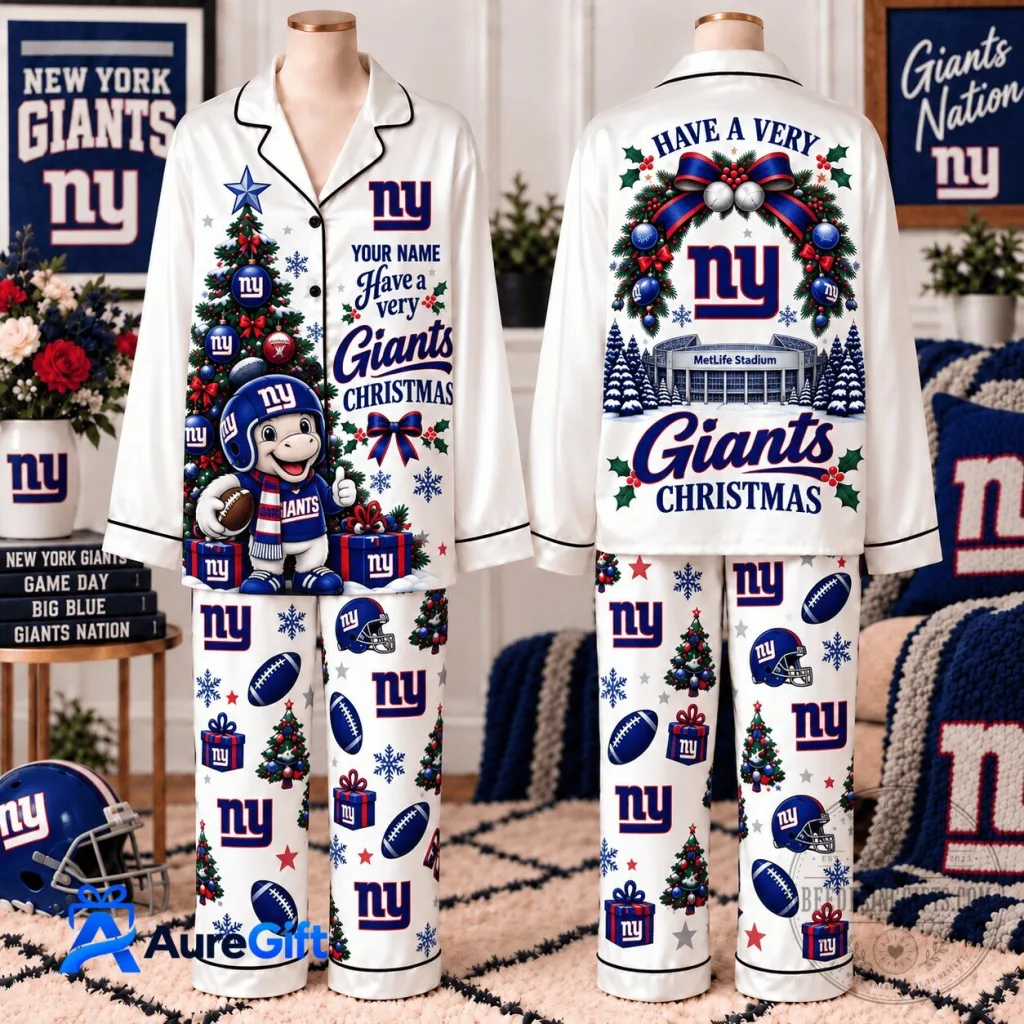 New York Giants Personalized Christmas Pajamas Set with MetLife Stadium Design New York Giants Personalized Christmas Pajamas Set with MetLife Stadium Design